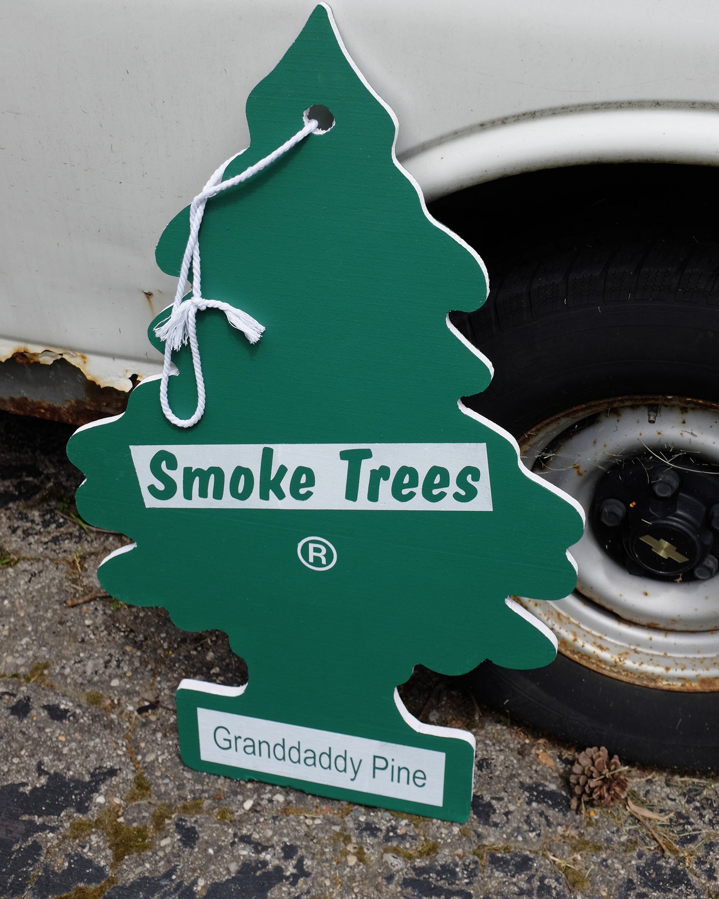 Smoke Trees® Granddaddy Pine Oversized Air Freshener
